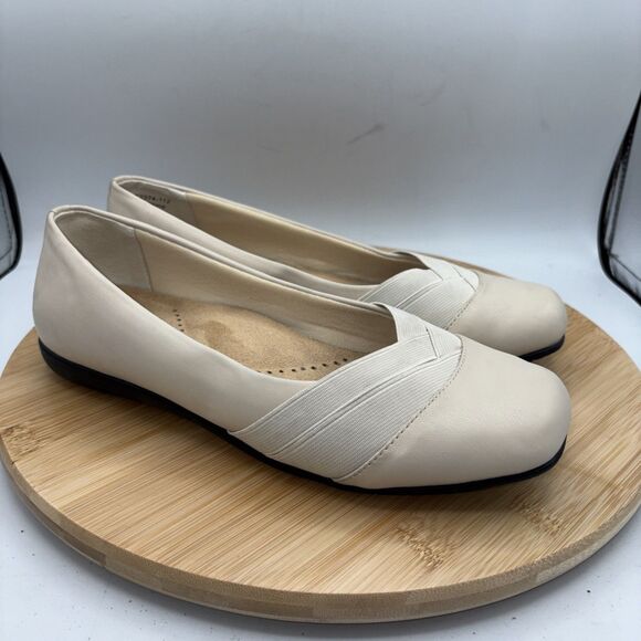 Trotters Stella Ballet Flats Women’s Ivory Slip-On Comfort Shoes 8W Square toe - Picture 2 of 11